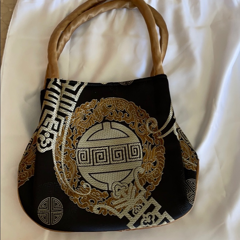 SET OF 2 CHINESE SILK EVENING BAGS NEW